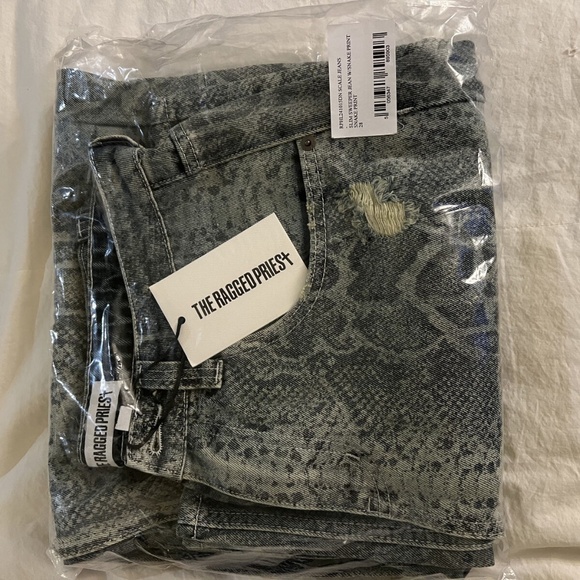 BRAND NEW Ragged Priest Snake Print Jeans Slim Sweeper Jean wSnake Print SIZE 28 - Picture 3 of 6
